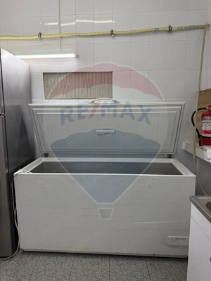 Casă / Vilă cu 8 camere de vânzare în zona Central - imagine 3