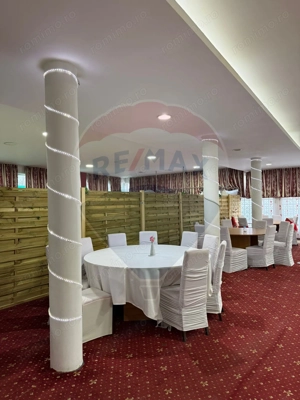 Casă / Vilă cu 8 camere de vânzare în zona Central - imagine 13