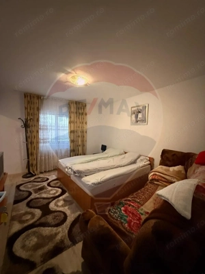 Casă / Vilă cu 8 camere de vânzare în zona Central - imagine 15