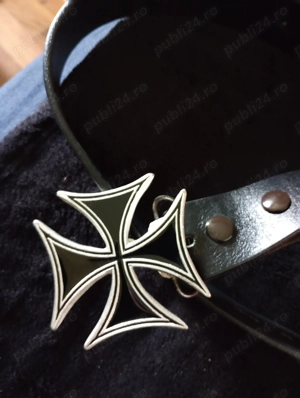 Curea emo punk cruce y2k