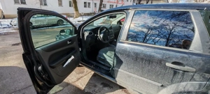 Dezmembrez focus 2 1.6 benzina an 2005 - imagine 2