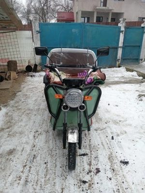 vand tricicleta electrica noua are 2 luni 