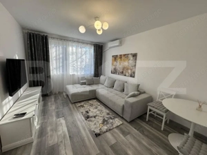 Apartament de inchiriat, 2 camere, decomandat, prima inchiriere