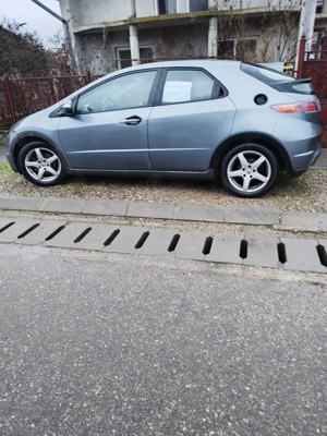 De vânzare autoturism 