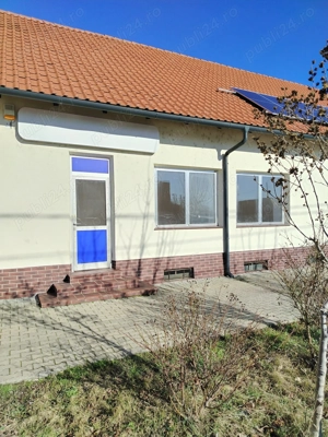 Spatiu de inchiriat Periam central  - imagine 5