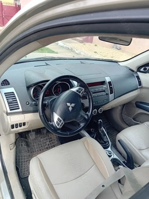 Mitsubishi outlander 4×4 ,7 locuri - imagine 5
