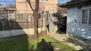 Vand Casa Craiova -Brestii zona Biserica - imagine 6