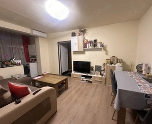 Vând apartament cu 3 camere - imagine 2