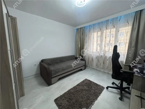 Apartament renovat cu 3 camere si pivnita zona Vasile Aaron Sibiu - imagine 6