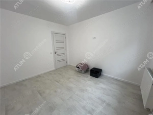 Apartament renovat cu 3 camere si pivnita zona Vasile Aaron Sibiu - imagine 16