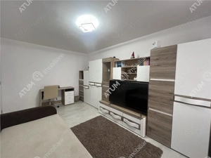 Apartament renovat cu 3 camere si pivnita zona Vasile Aaron Sibiu - imagine 2