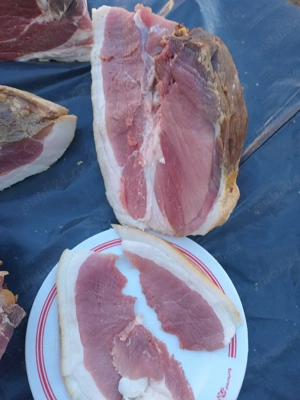 vînd soancâ afumatâ si slăninâ.