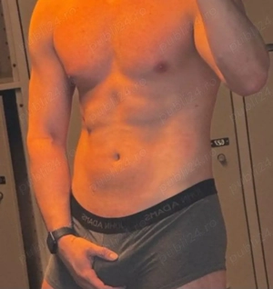 Masseor Versatil,  Discretie  si Placere garantata!