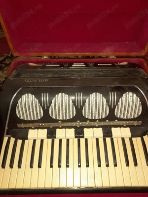 vand acordeon