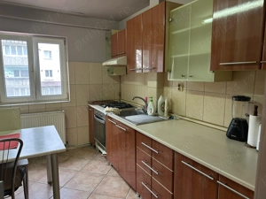 Apartament 3 camere et 2 zona Independentei