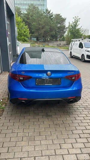 Alfa Romeo Giulia 2.0 Turbo AWD AT8 Veloce - imagine 3