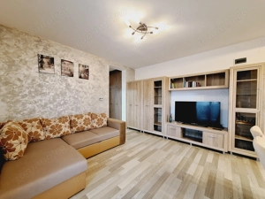 Langa statie autobuz si Profi. Incalzire in pardoseala. Loc de parcare. - imagine 6