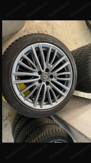 Alfa Romeo Giulia 2.0 Turbo AWD AT8 Veloce - imagine 7