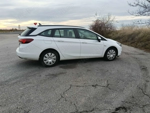 Vand Opel Astra K  1.6 diesel 110 cp 2018, impecabila multe dotari adusa recant Germania - imagine 2