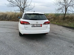 Vand Opel Astra K  1.6 diesel 110 cp 2018, impecabila multe dotari adusa recant Germania - imagine 7
