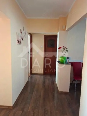 Vând apartament cu 3 camere în Tudor,strada Livezeni
