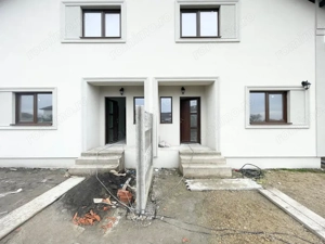 Duplex 4 camere central Mosnita Veche - imagine 13