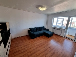 Casa de cultura-apartament 2 camere decomandat cu gaze