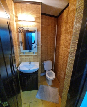 Inchiriez apartament 3 camere et.1 - imagine 7