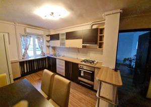 Inchiriez apartament 3 camere et.1 - imagine 8