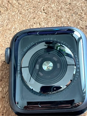 Apple watch seria 4 - imagine 5