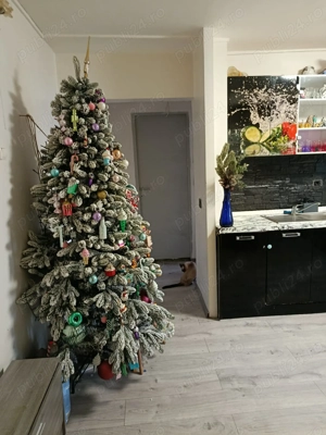 Vând   Schimb apartament 2 camere   Melodiei