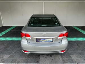 Toyota Avensis 2.0 Diesel 124 CP An 2013 - imagine 4