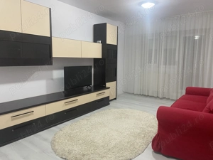Închiriez apartament 2 camere central !