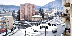 Grivitei - Onix, apartament cu 4 camere si loc de parcare.