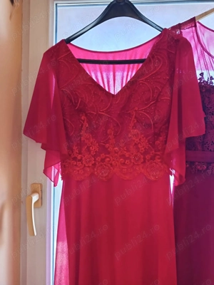 vand 2 rochii de seara