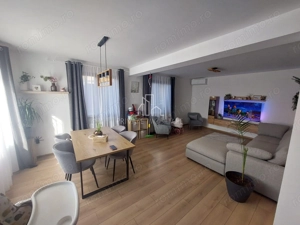 Casa Moderna De Vanzare, Livezeni