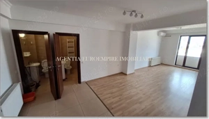 Apartament de vanzare in Constanta, Km 5 - 3 camere decomandat