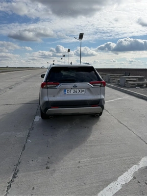 Toyota Rav 4 Hibrid  - imagine 10