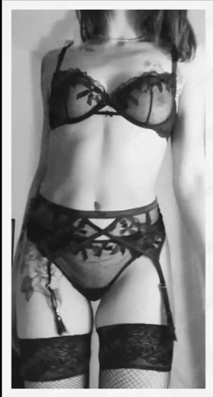 Prezență destinsă  -  Întâlniri erotice