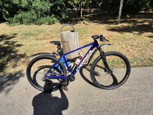 Vind schimb bicicleta cu cursiera