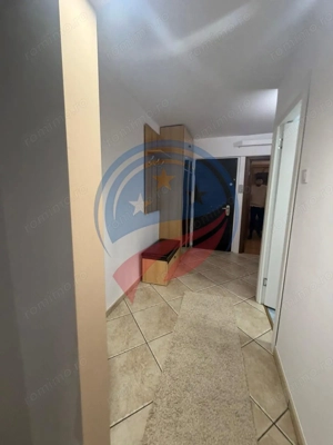 Închiriere apartament 3 camere decomandat – Craiovița Nouă - imagine 11