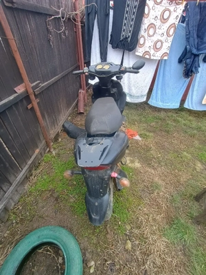 motoscuter pentru piese  - imagine 6