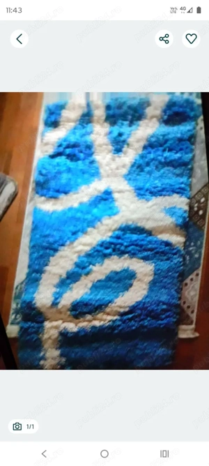 vând două covoare unul de un metru și unul de 3 m aceeași culoare preț 400 RON