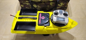 Se vand urmatoarele :  -  Navomodel Plantat Advance Boats Spreader1 2 Cuve Laterale Si Cuva Rotunda 