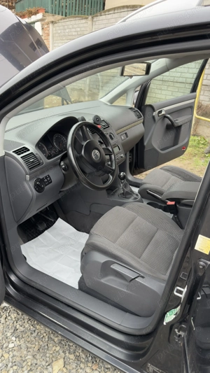 Vând vw Touran - imagine 4