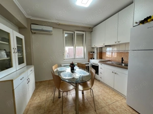 De vânzare apartament cu 3 camere decomandate in zona Iulius mall 