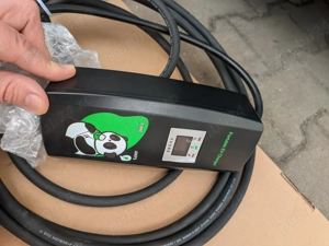 Statie de incarcare masini electrice si hibride cu incarcare la priza