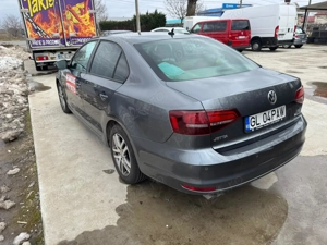 Vând VW Jetta 2016 | Primul Proprietar | 96.000 km | 2.0 TDI BlueMotion - imagine 5