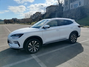 Vind auto  BYD - imagine 5