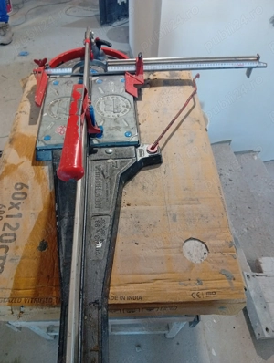 Mașina de tăiat gresie și faianta